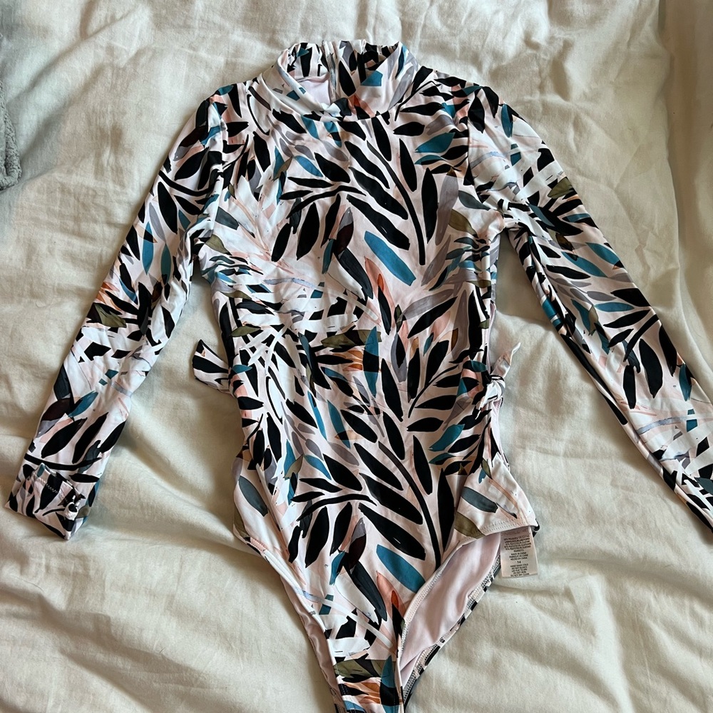 O’Neill swimsuit/ wetsuit